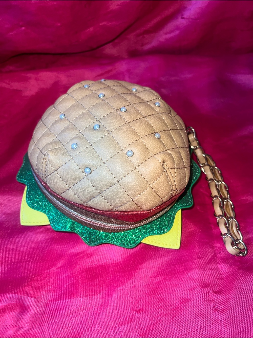 Betsey Johnson Rare “NICE BUNS!” Hamburger 🍔 Wristlet